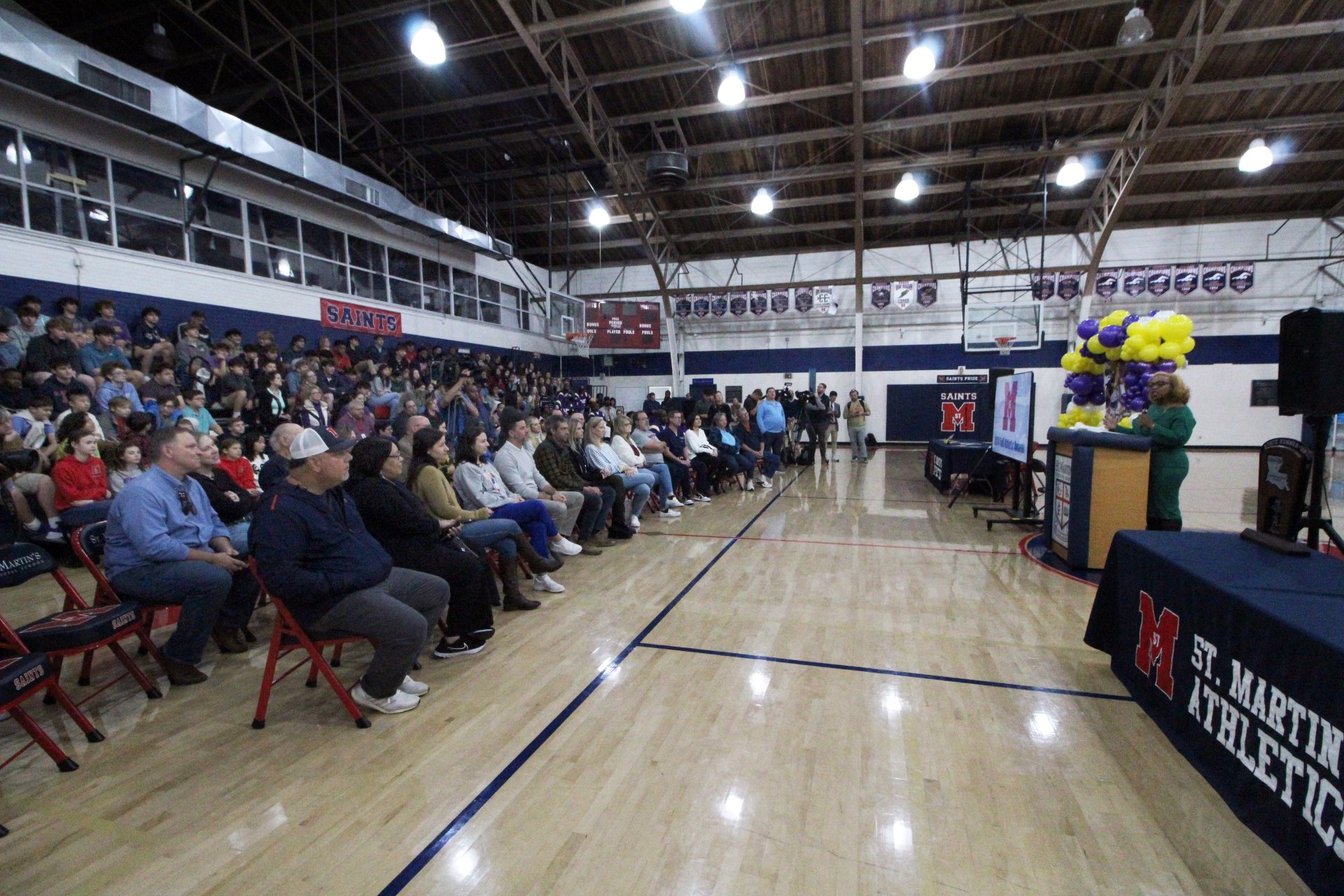 Fall Athletes Recognized at Athletic Awards Ceremony